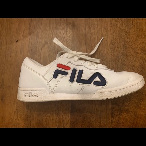 Women’s original Fila shoe - Picture 2 of 6